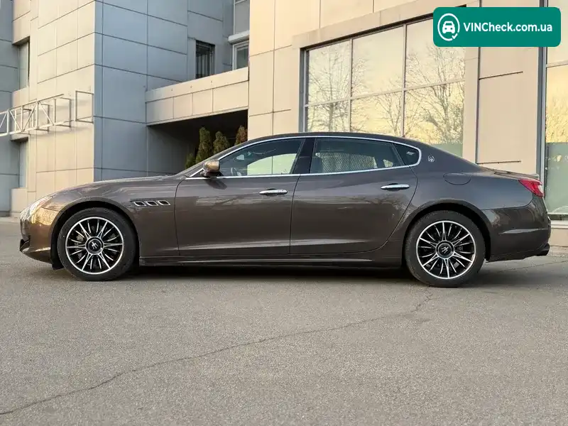 Maserati Quattroporte 2013, фото з оголошення 2 з 20, VIN ZAMRR56B001085171