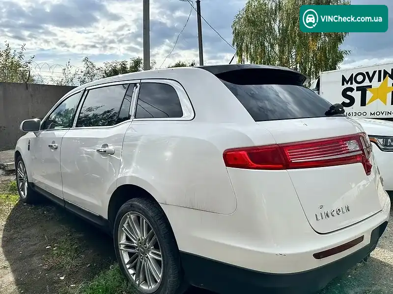 Lincoln MKT 2019, фото з оголошення 2 з 8, VIN 2LMHJ5AT2KBL01358