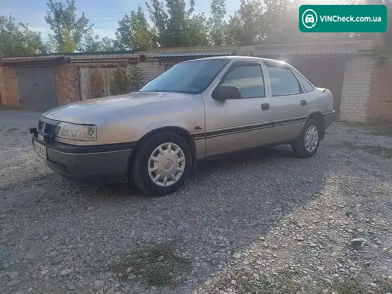 Opel Vectra 1991, фото з оголошення 1 з 9, VIN W0L000087MC306482