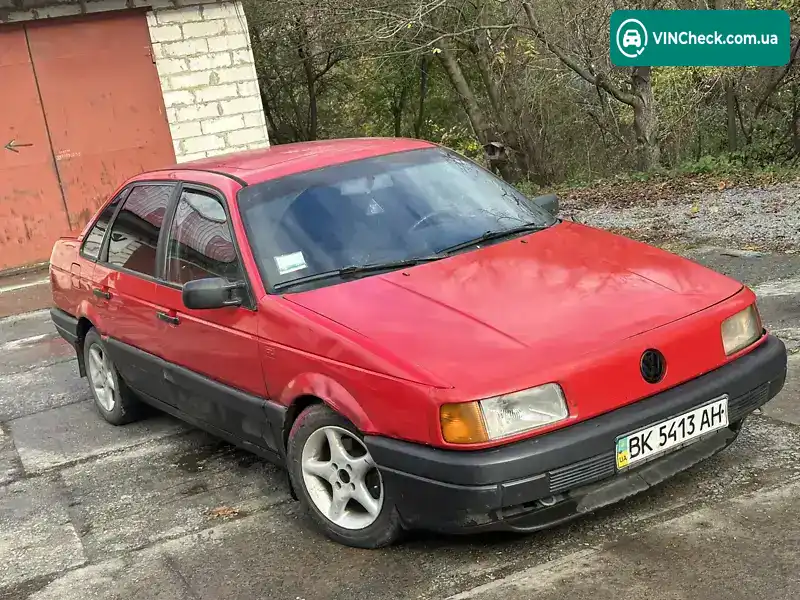 Volkswagen Passat 1989, фото з оголошення 2 з 5, VIN WVWZZZ31ZKE328262