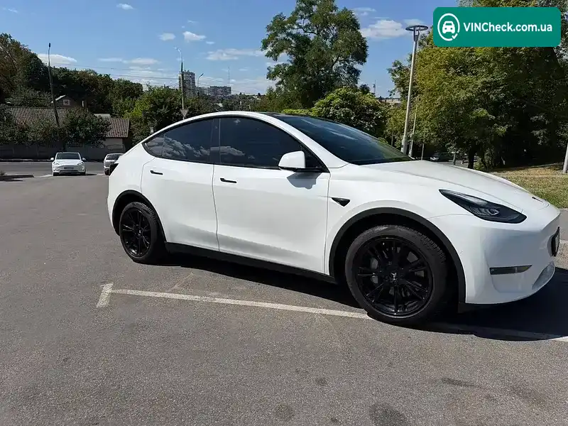 Tesla Model Y 2021, фото з оголошення 2 з 20, VIN 5YJYGDEE4MF273671