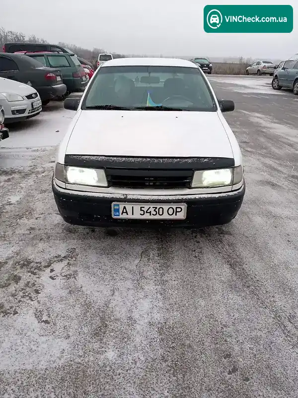 Opel Vectra 1990, фото з оголошення 1 з 10, VIN W0L000087L5301072