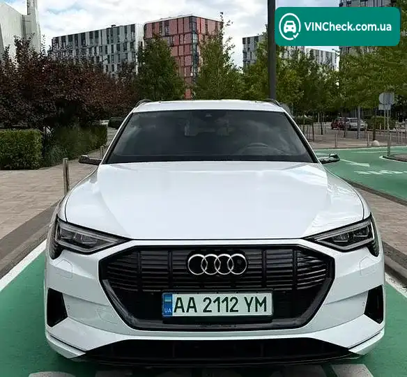 Audi e-tron 2019, фото з оголошення 1 з 20, VIN WAUZZZGE0LB003182
