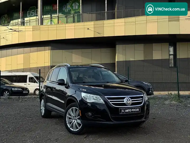 Volkswagen Tiguan 2010, фото з оголошення 1 з 20, VIN WVGAV7AXXAW536491