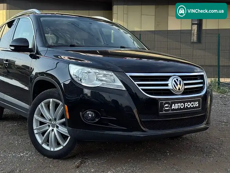 Volkswagen Tiguan 2010, фото з оголошення 2 з 20, VIN WVGAV7AXXAW536491