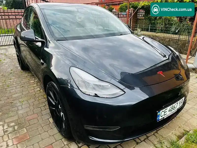 Tesla Model Y 2024, фото з оголошення 2 з 20, VIN 7SAYGDEE7RA269511