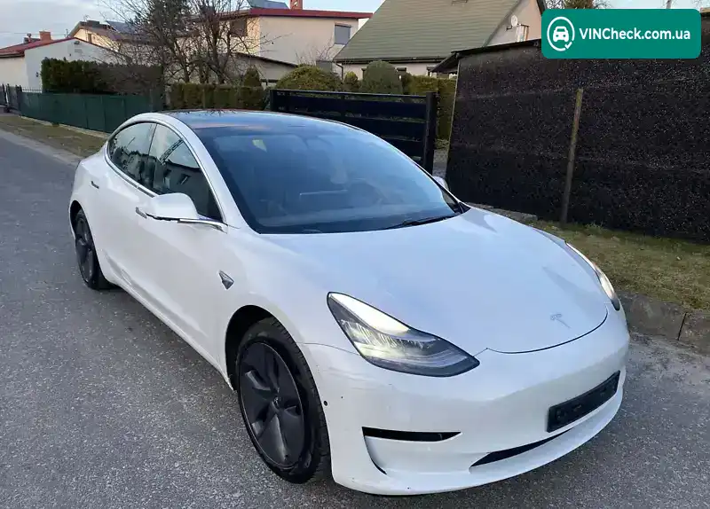 Tesla Model 3 2018, фото з оголошення 1 з 16, VIN 5YJ3E1EB5JF115632