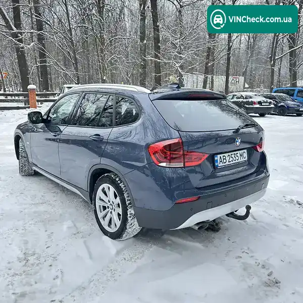 BMW X1 2010, фото з оголошення 2 з 12, VIN WBAVP51050VM73244