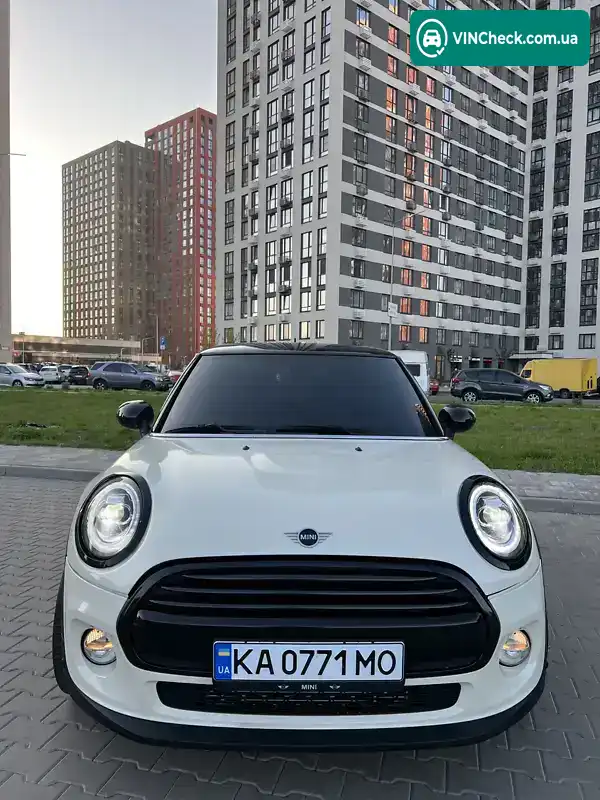 MINI Hatch 2019, фото з оголошення 2 з 21, VIN WMWXP5C55K2H96895
