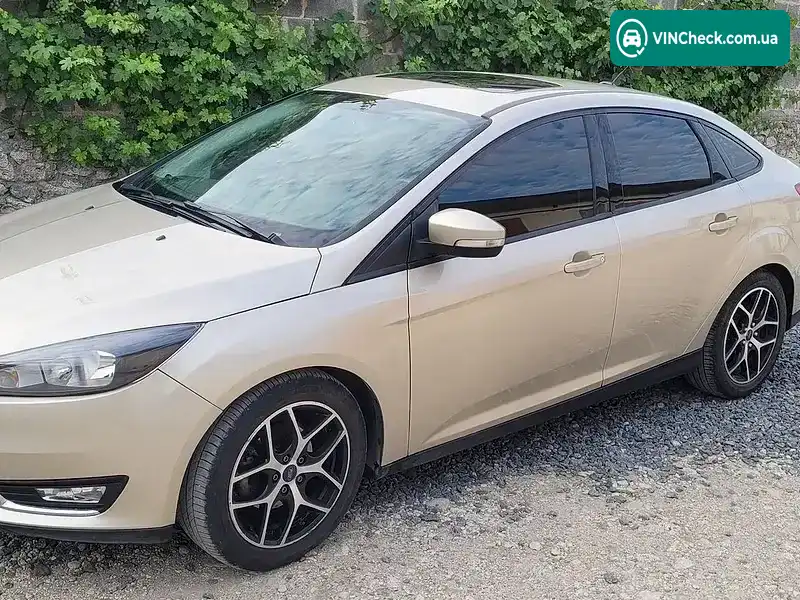 Ford Focus 2017, фото з оголошення 2 з 17, VIN 1FADP3H25HL298789