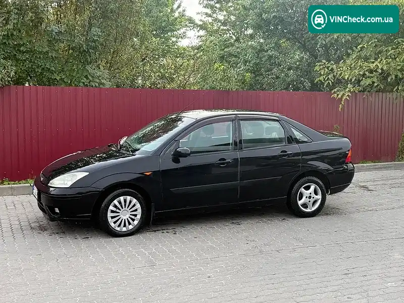 Ford Focus 2004, фото з оголошення 2 з 12, VIN WF0FXXWPDF4D47974
