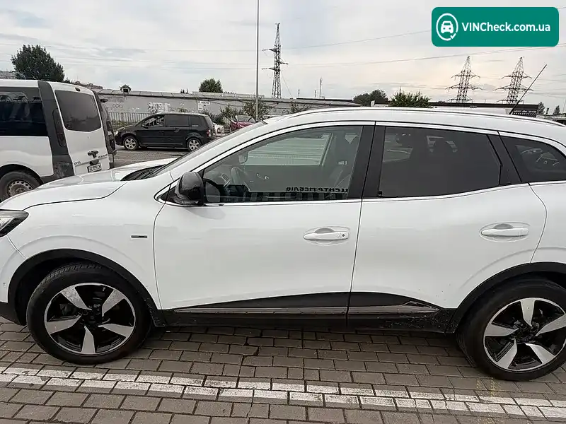 Renault Kadjar 2015, фото з оголошення 2 з 10, VIN VF1RFE00153959558