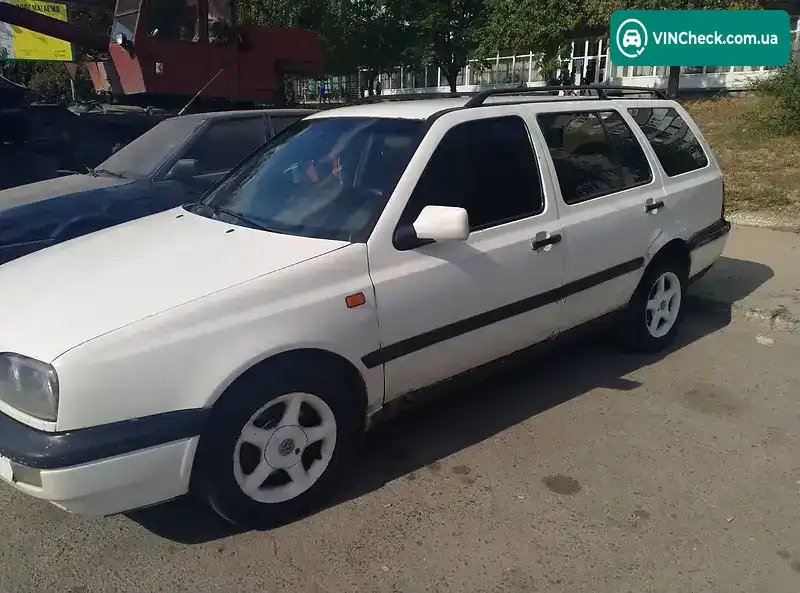 Volkswagen Golf 1997, фото з оголошення 2 з 19, VIN WVWZZZ1HZVW474441