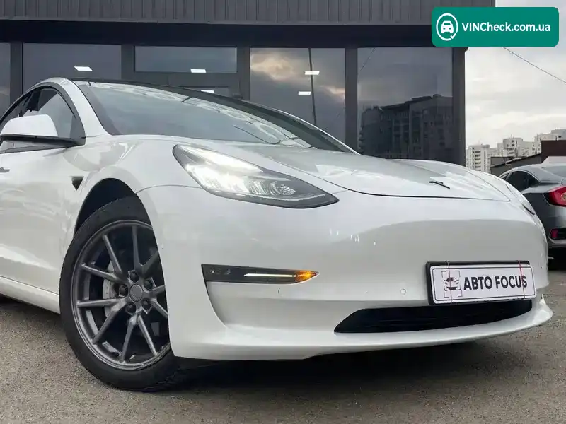 Tesla Model 3 2020, фото з оголошення 2 з 21, VIN 5YJ3E1EB7LF716690