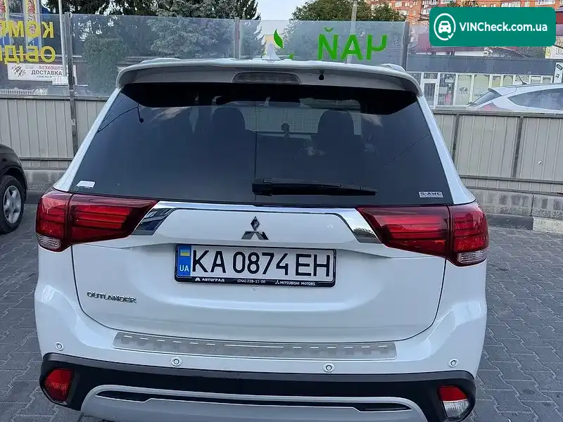 Mitsubishi Outlander 2021, фото з оголошення 2 з 11, VIN JMBXTGF3WLZ001178