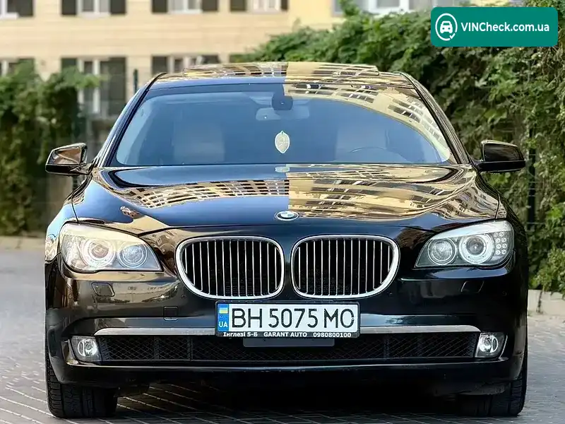 BMW 7 Series 2011, фото з оголошення 2 з 20, VIN WBAKB4C57BC575115