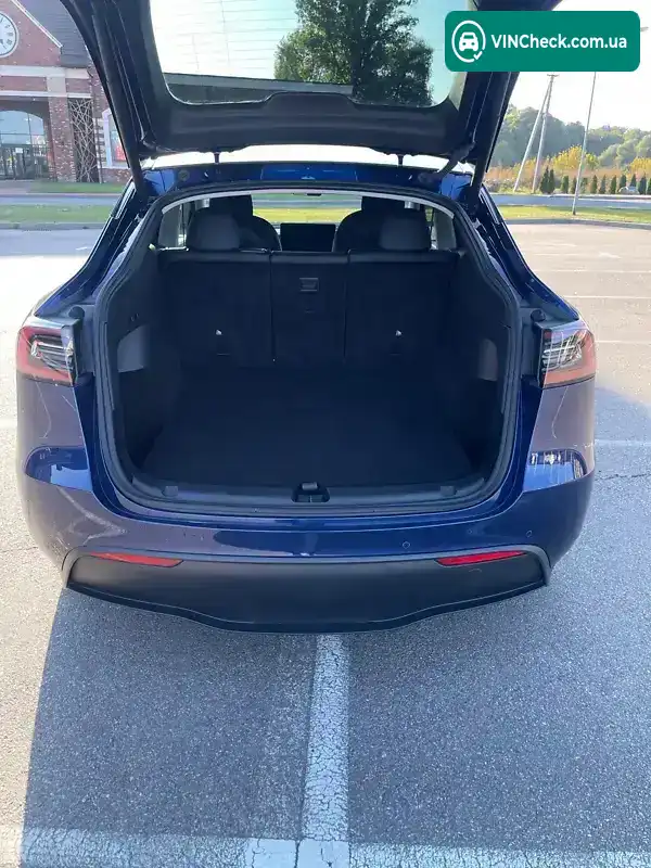 Tesla Model Y 2022, фото з оголошення 1 з 20, VIN 7SAYGDEF1NF521792