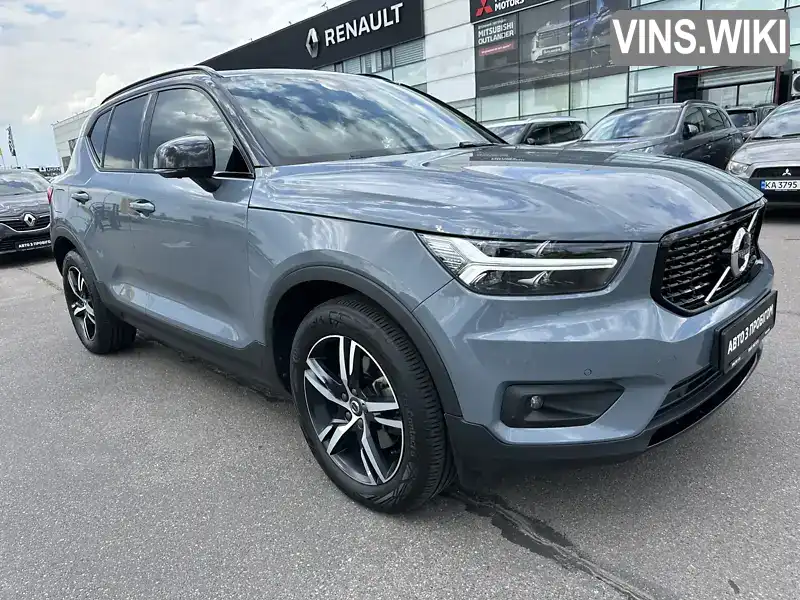Volvo XC40 2020, фото з оголошення 2 з 21, VIN YV1XZA6VCM2431477