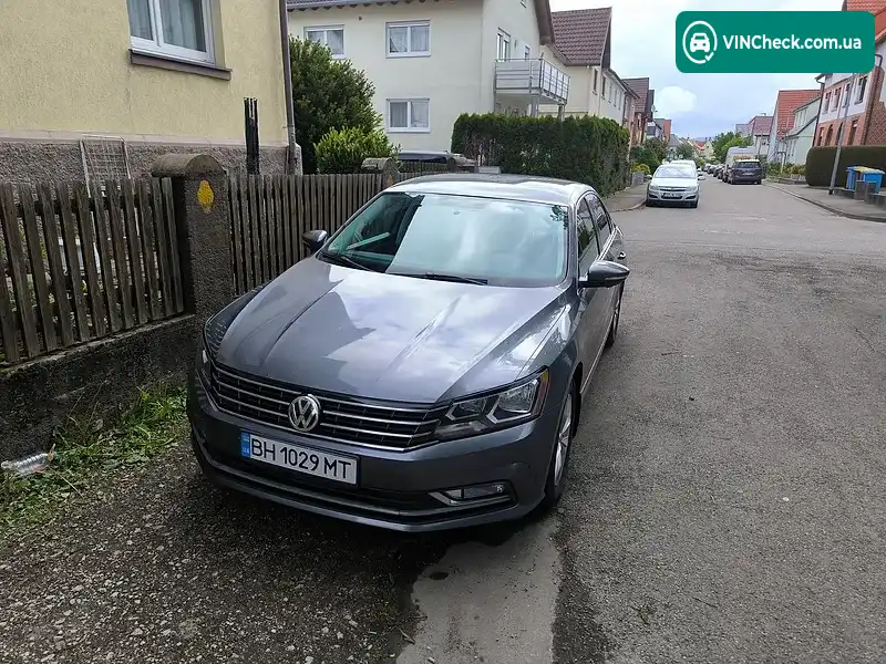 Volkswagen Passat 2016, фото з оголошення 1 з 14, VIN 1VWAT7A34HC029795