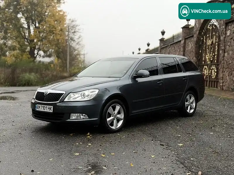 Skoda Octavia 2010, фото з оголошення 1 з 18, VIN TMBHT61Z6A2109644