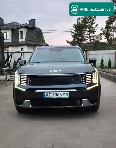 Kia EV9 2024, фото з оголошення 2 з 21, VIN KNDADFS58R6038638