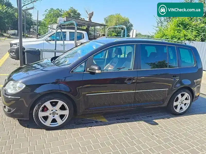 Volkswagen Touran 2007, фото з оголошення 2 з 10, VIN WVGZZZ1TZ7W046969