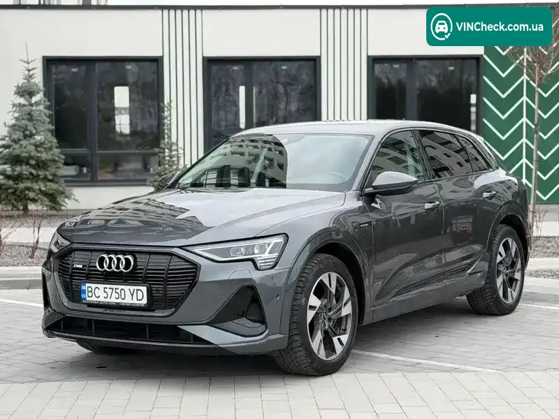 Audi e-tron 2021, фото з оголошення 1 з 17, VIN WAUZZZGE7MB035502