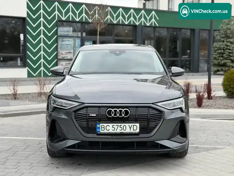 Audi e-tron 2021, фото з оголошення 2 з 17, VIN WAUZZZGE7MB035502