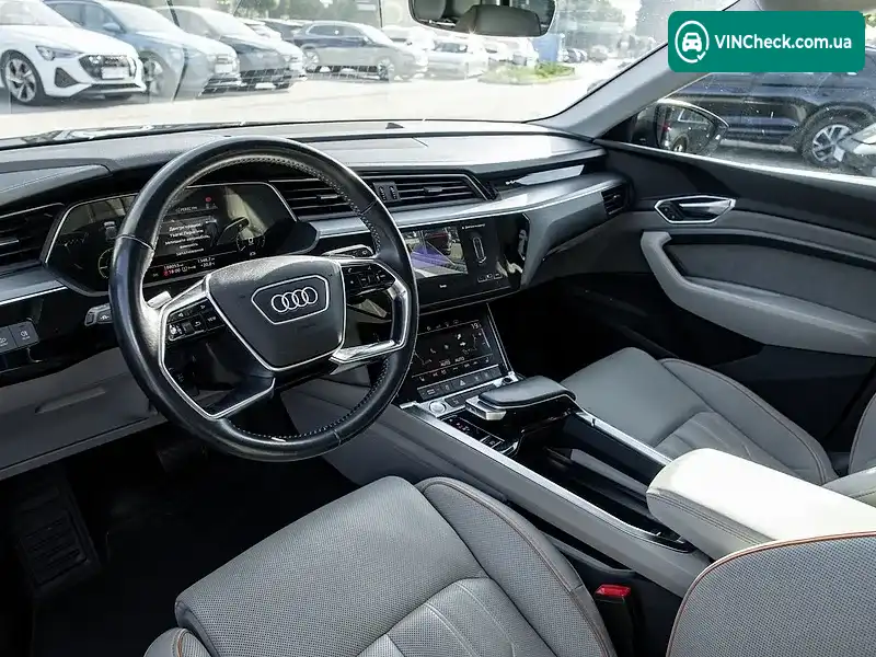 Audi e-tron 2020, фото з оголошення 1 з 20, VIN WAUZZZGE4LB028425