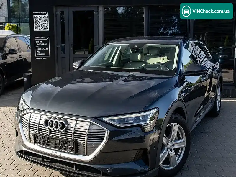 Audi e-tron 2020, фото з оголошення 2 з 20, VIN WAUZZZGE4LB028425
