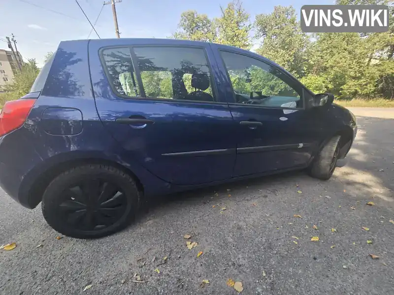 Renault Clio 2006, фото з оголошення 1 з 9, VIN VF1BR1J0H35198800