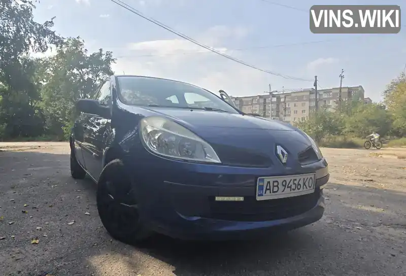 Renault Clio 2006, фото з оголошення 2 з 9, VIN VF1BR1J0H35198800