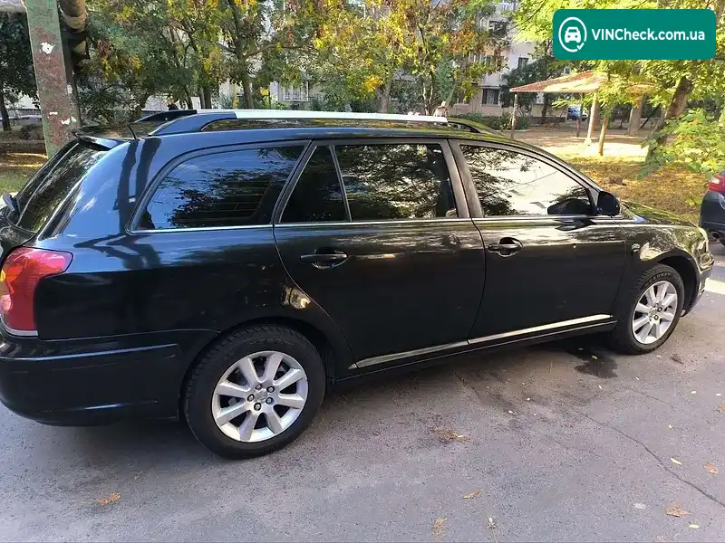Toyota Avensis 2004, фото з оголошення 2 з 20, VIN SB1EW56L00E053789