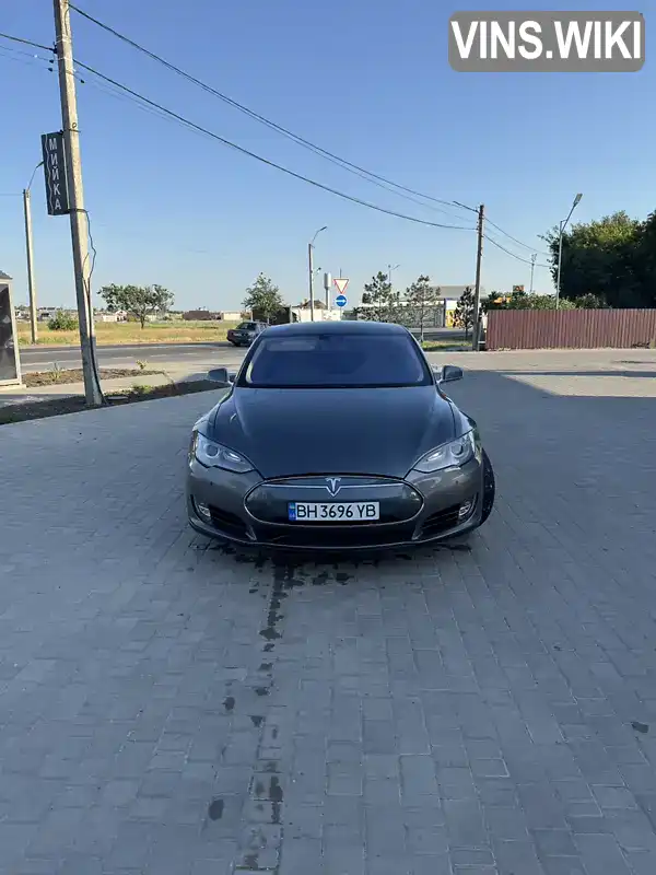 Tesla Model S 2013, фото з оголошення 1 з 21, VIN 5YJSA1CN4DFP27135