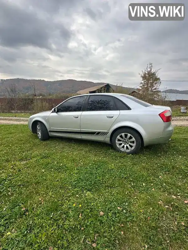 Audi A4 2003, фото з оголошення 2 з 9, VIN WAUZZZ8E14A035743
