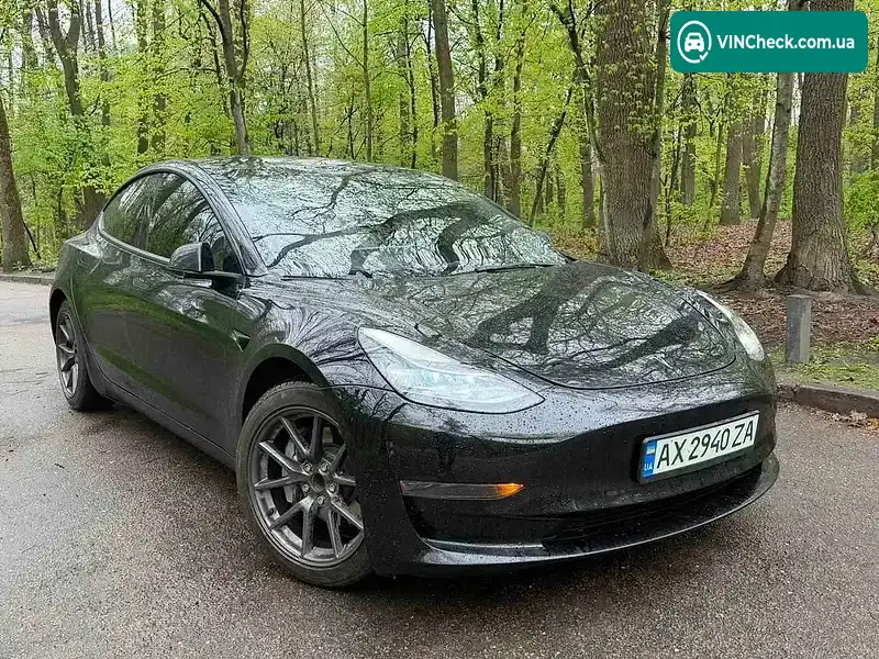 Tesla Model 3 2023, фото з оголошення 2 з 13, VIN 5YJ3E1EA3PF462120