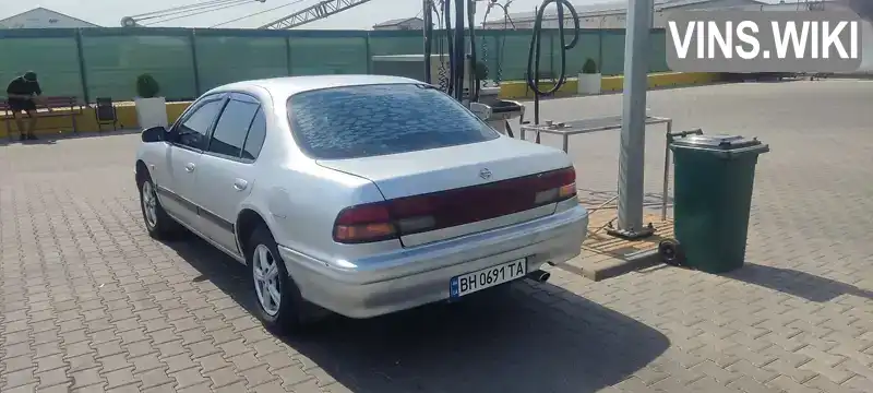 Nissan Maxima 1995, фото з оголошення 2 з 10, VIN JN1CAUA32U0008626
