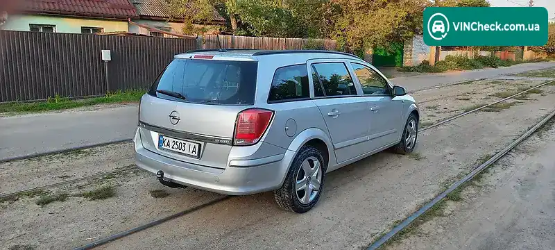 Opel Astra 2006, фото з оголошення 2 з 20, VIN W0L0AHL3562091768
