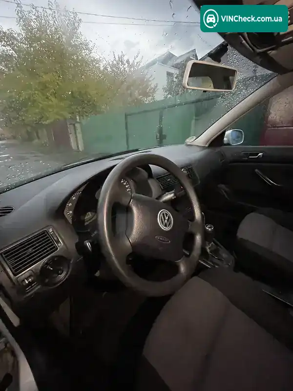 Volkswagen Golf 2000, фото з оголошення 2 з 14, VIN WVWZZZ1JZYW736562