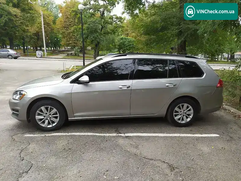 Volkswagen Golf 2015, фото з оголошення 2 з 8, VIN 3VWC17AU1GM514545