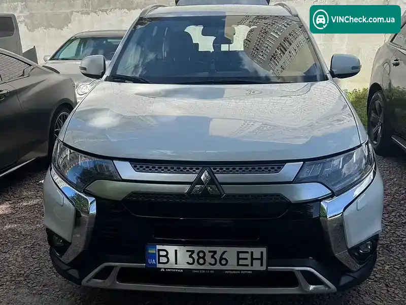 Mitsubishi Outlander 2020, фото з оголошення 1 з 6, VIN JMBXTGF3WLZ000675