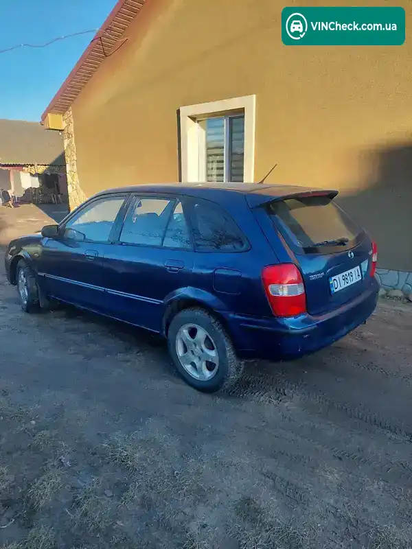 Mazda 323 2001, фото з оголошення 2 з 8, VIN JMZBJ143211410504