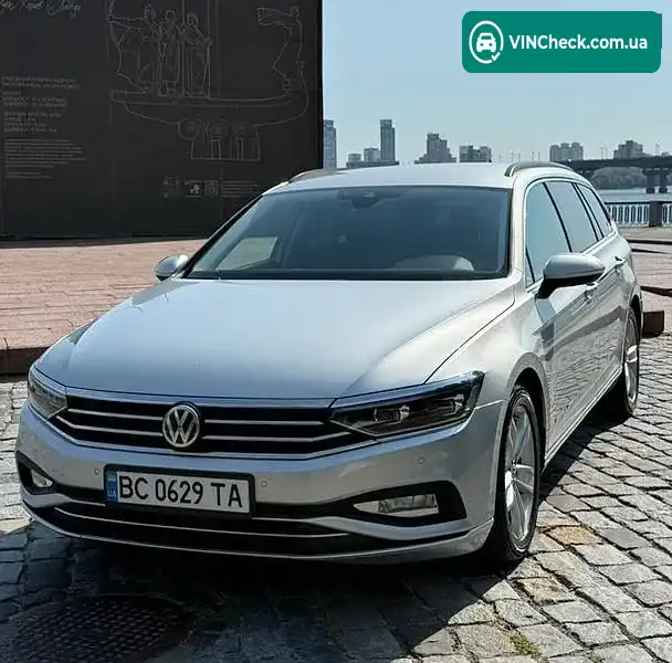 Volkswagen Passat 2019, фото з оголошення 2 з 19, VIN WVWZZZ3CZLE062324
