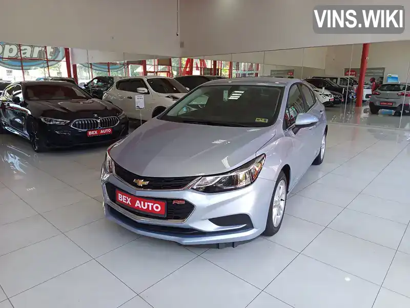 Chevrolet Cruze 2018, фото з оголошення 1 з 20, VIN 3G1BE6SM4JS638655