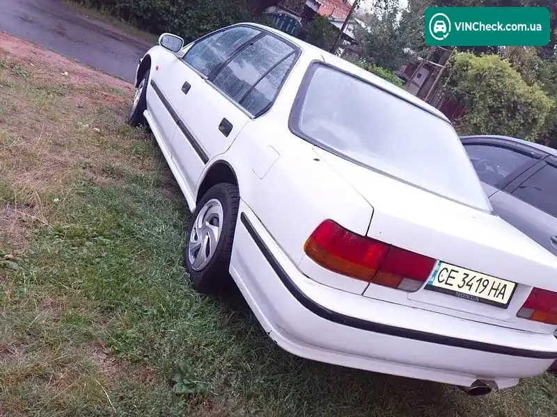 Honda Accord 1993, фото з оголошення 1 з 4, VIN JHMCB35300C305430