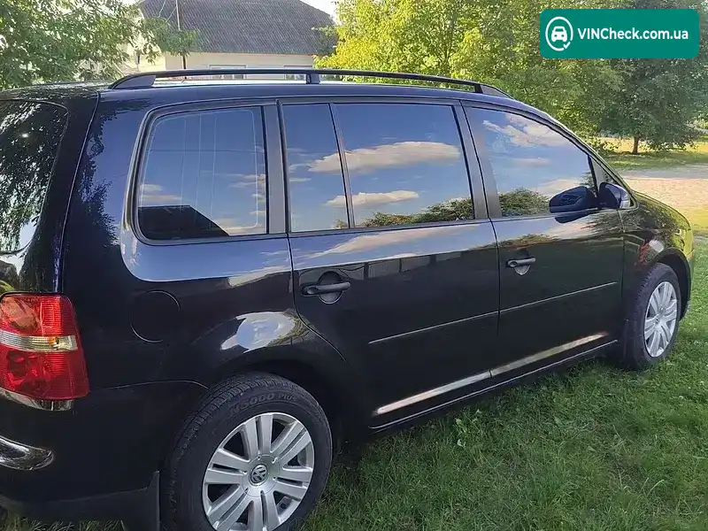 Volkswagen Touran 2005, фото з оголошення 2 з 7, VIN WVGZZZ1TZ6W004596