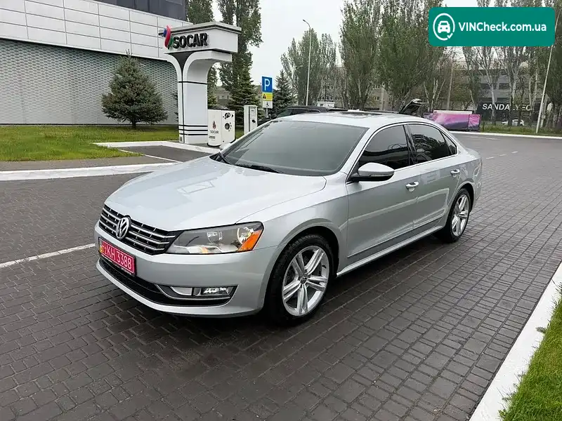 Volkswagen Passat 2014, фото з оголошення 1 з 18, VIN 1VWZZZA3ZFC048695