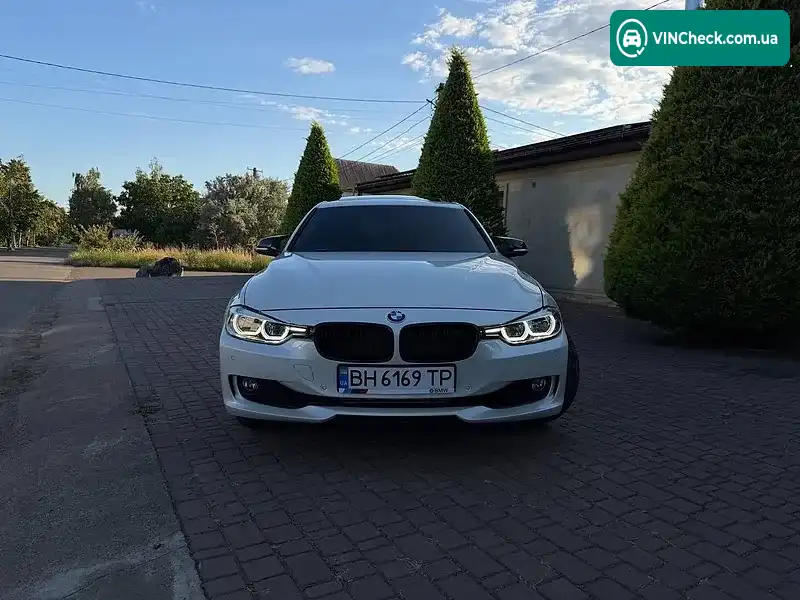 BMW 3 Series 2014, фото з оголошення 1 з 11, VIN WBA3C1C56EK108357
