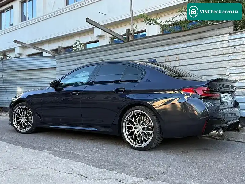 BMW 5 Series 2017, фото з оголошення 2 з 20, VIN WBAJE7C33HG888344