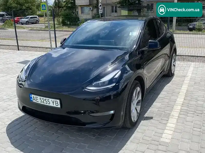 Tesla Model Y 2023, фото з оголошення 1 з 12, VIN 7SAYGDEE4PA136945